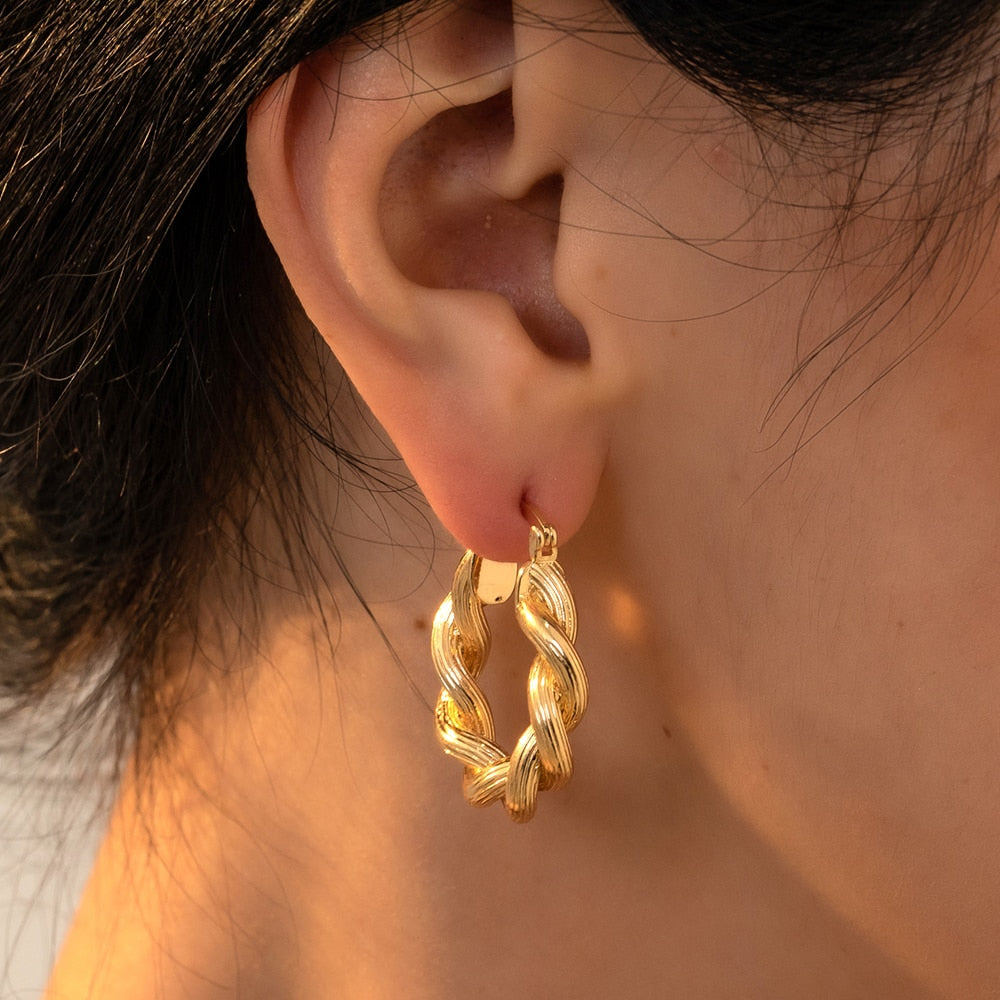 Golden Geometric Twirl Hoop Earrings